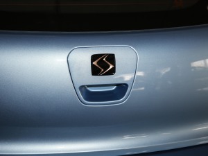 2021302km A 30.2kWh ^