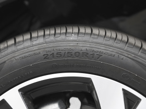 2021款1.5T CVT机甲版 轮胎尺寸