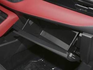 2021款1.5T CVT机甲版 手套箱