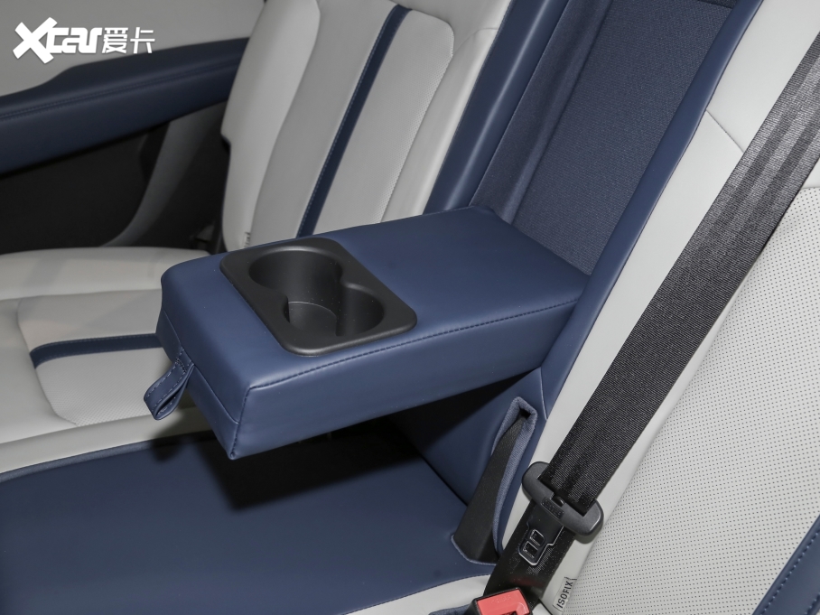 2022˼X8 ʥ 300T DCT 7