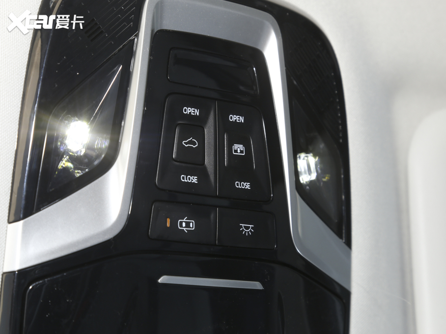 2022˼X8 ʥ 300T DCT 7