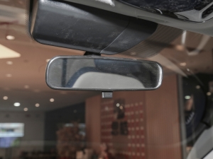 2022ʥ 300T DCT 7 ܇ȺҕR