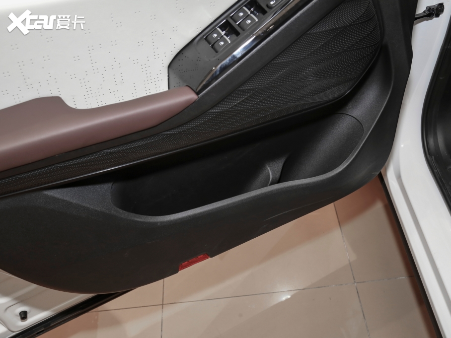 2022˼QX 300T DCT̽°