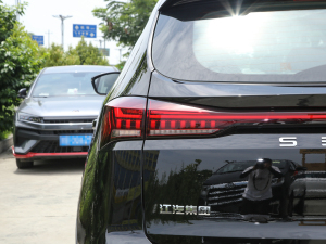 20221.5T DCT{ (x)(ji)^