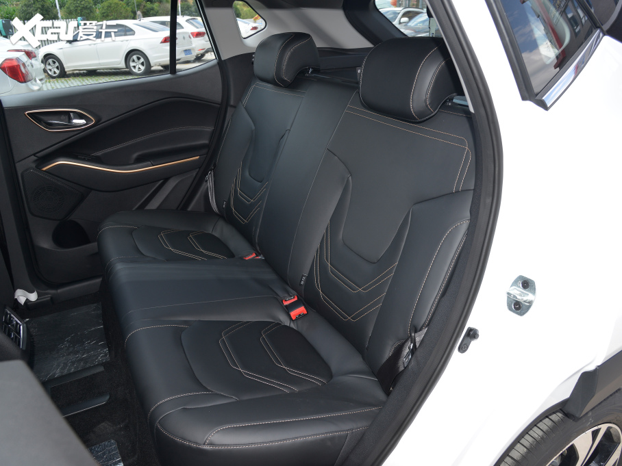 2022��˼�E40X ���հ�