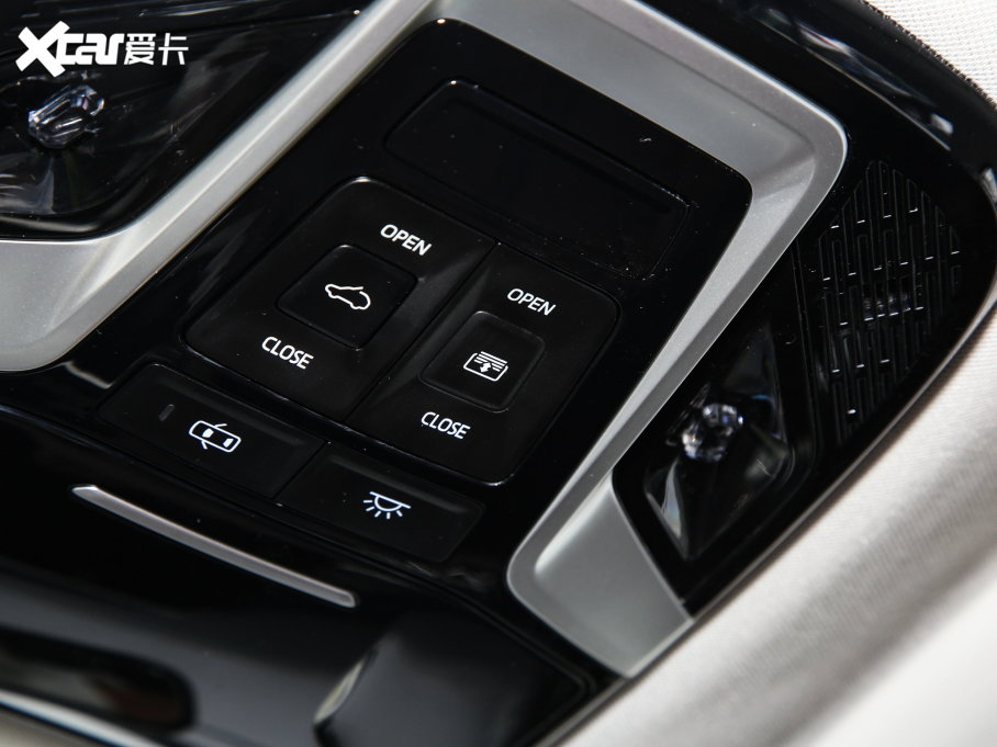 2023˼X8 PLUS 1.5TGDI DCT 7