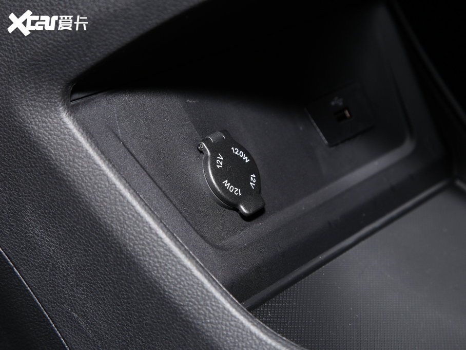 2023˼X8 PLUS 1.5TGDI DCT 7