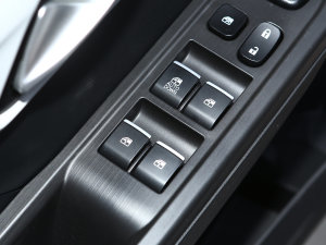 2023 301km M 45kW п؅^(q)