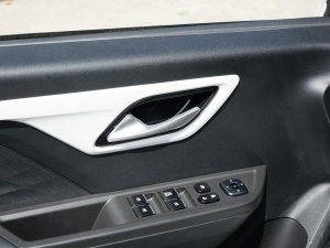 2023251km ~ 36kW п؅^