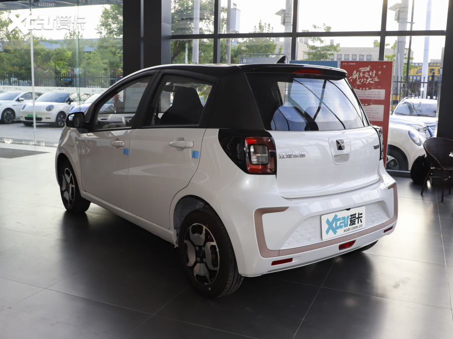 2024 ۰ 301km Lite 