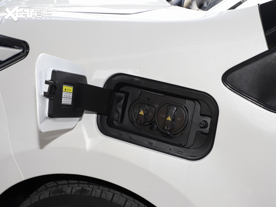 2024 ۰ 301km Lite 