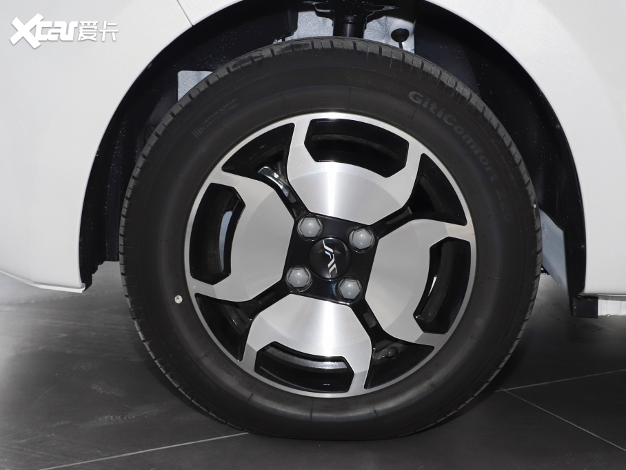 2024 ۰ 301km Lite 