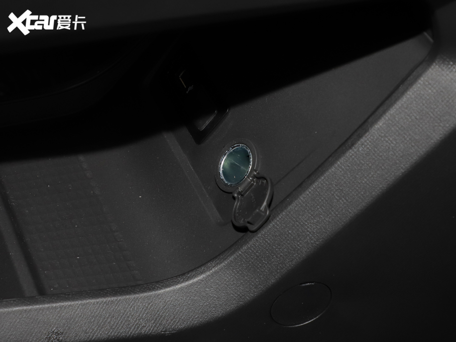 2024 ۰ 301km Lite 