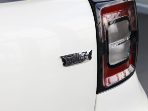 2024۰ 301km Lite  (ji)^