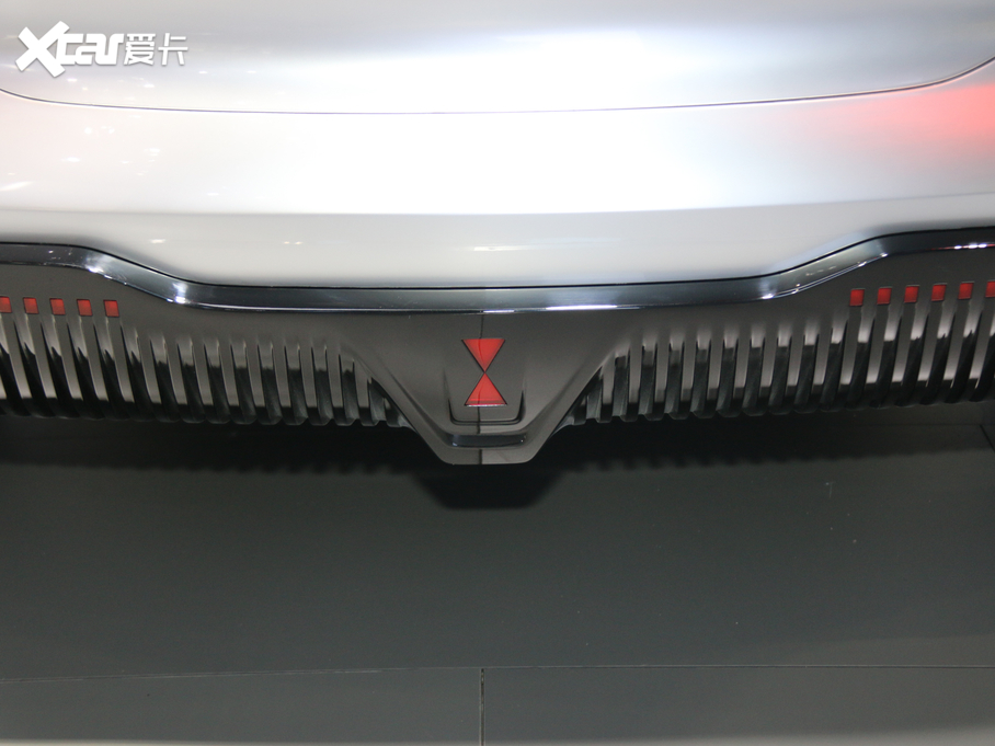 2021O̖ R-Aura Concept