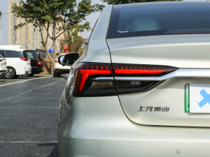 2021Ӱ 620km  (x)(ji)^