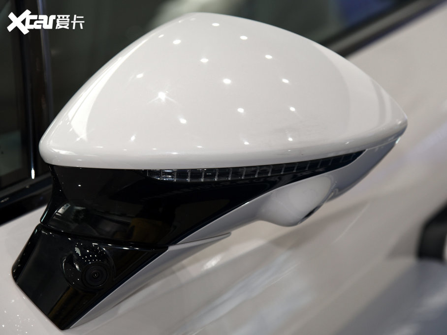 2023wF7 L(zhng)m(x)Pro