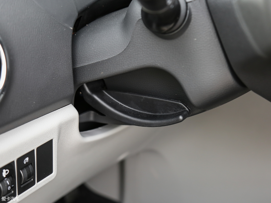 2018LM3 ˼Ұ 1.6L քӺA