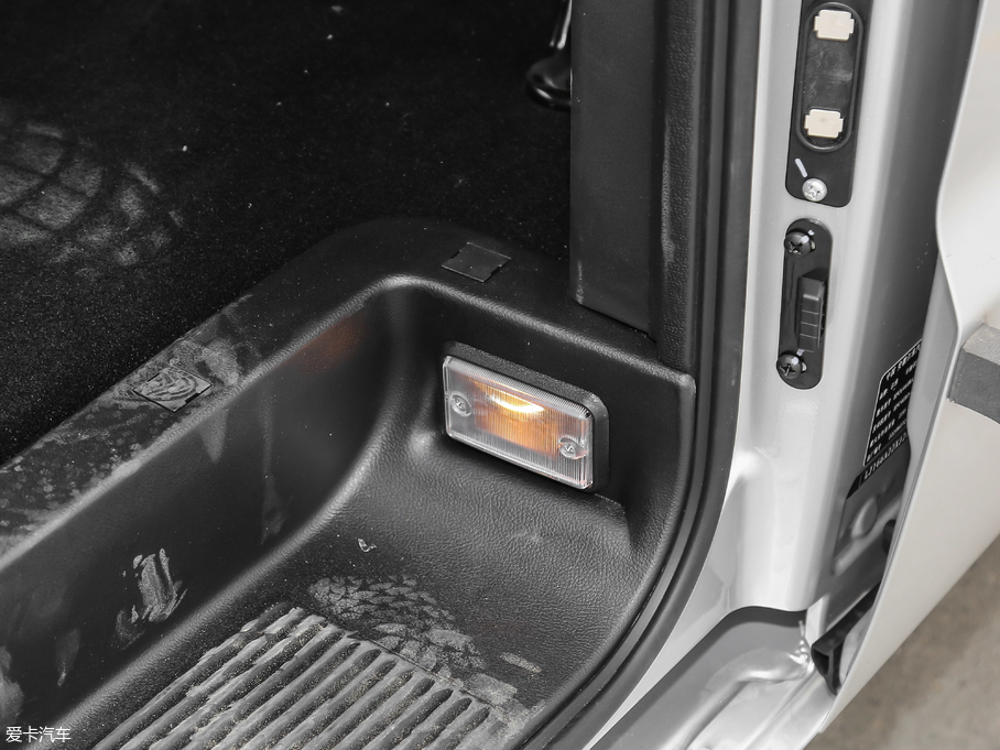 2018LM3 ˼Ұ 1.6L քӺA