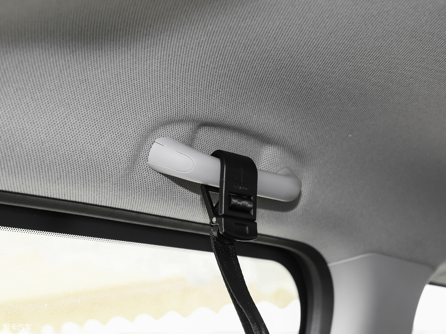 2018LM3 ˼Ұ 1.6L քӺA