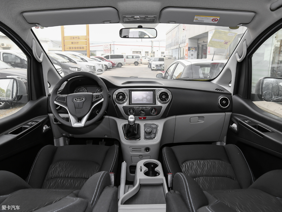 2018LM3 ˼Ұ 1.6L քӺA