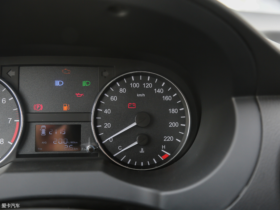 2018LM3 ˼Ұ 1.6L քӺA