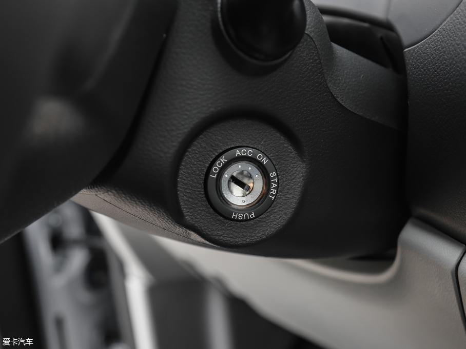 2018L(fng)M3 ˼Ұ 1.6L քӺA