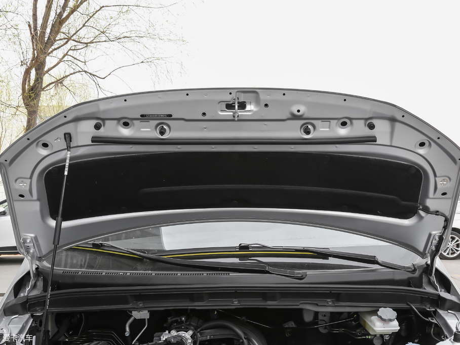 2018LM3 ˼Ұ 1.6L քӺA