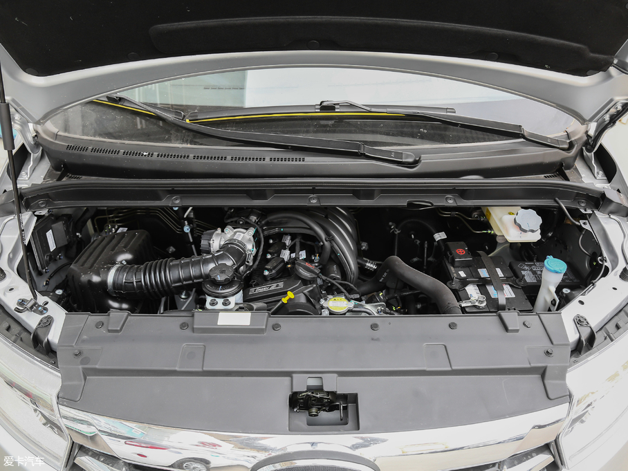 2018LM3 ˼Ұ 1.6L քӺA