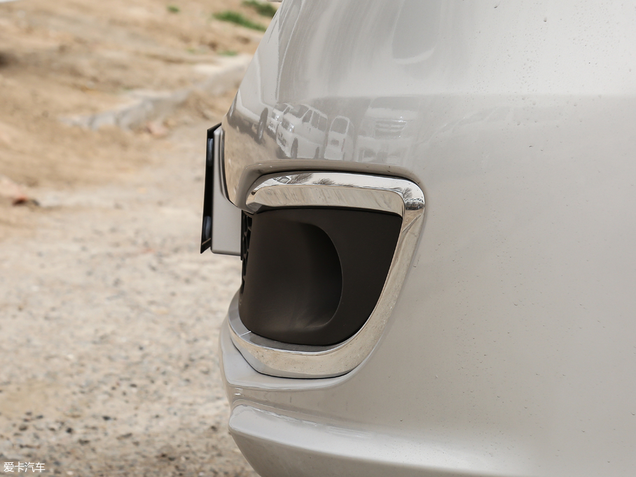 2018LM3 ˼Ұ 1.6L քӺA