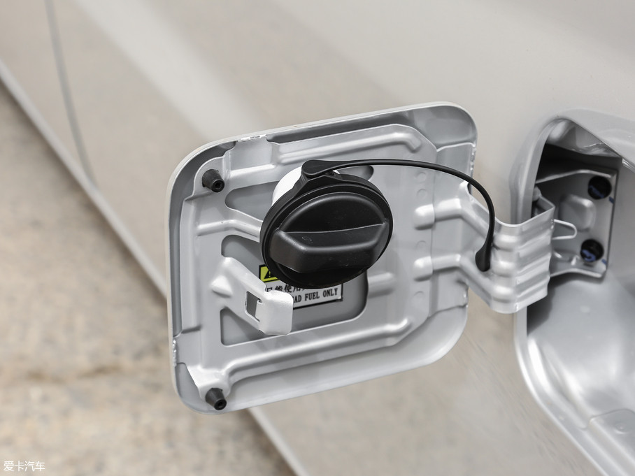 2018L(fng)M3 ˼Ұ 1.6L քӺA