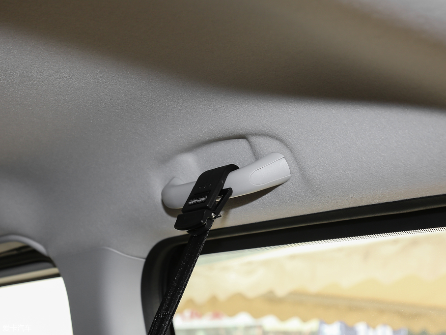 2018LM3 ˼Ұ 1.6L քӺA