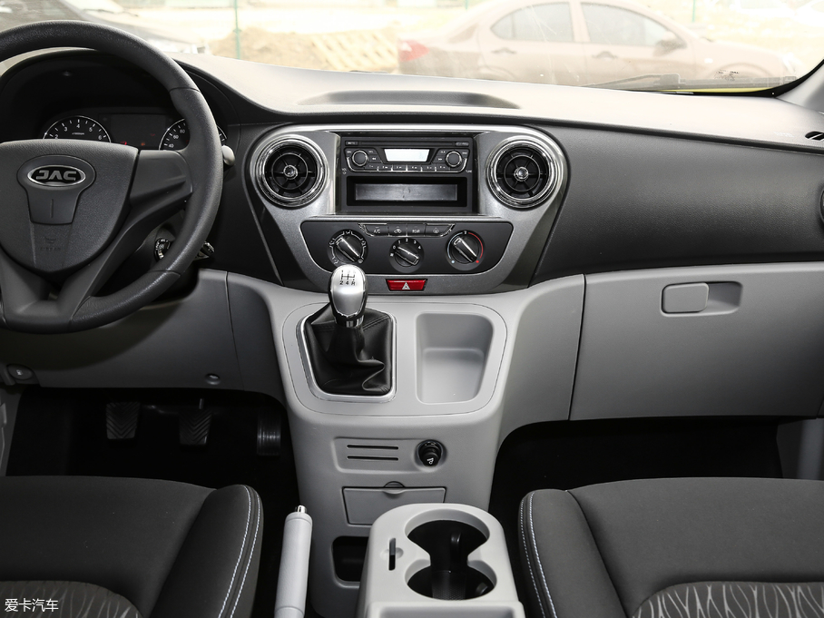 2018LM3 ˼Ұ 1.6L քӺA