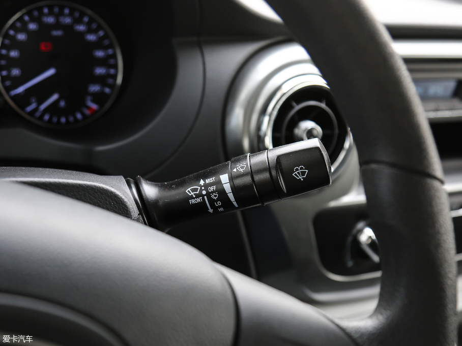 2018LM3 ˼Ұ 1.6L քӺA