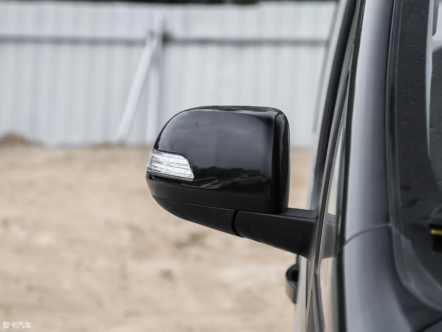 2018LM3 ˼Ұ 2.0L քӺA