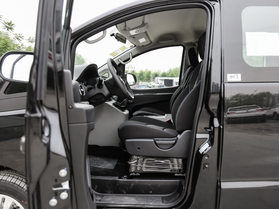 2018LM3 ˼Ұ 2.0L քӺA