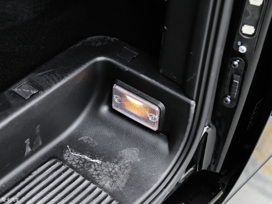 2018LM3 ˼Ұ 2.0L քӺA