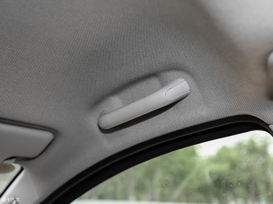 2018LM3 ˼Ұ 2.0L քӺA