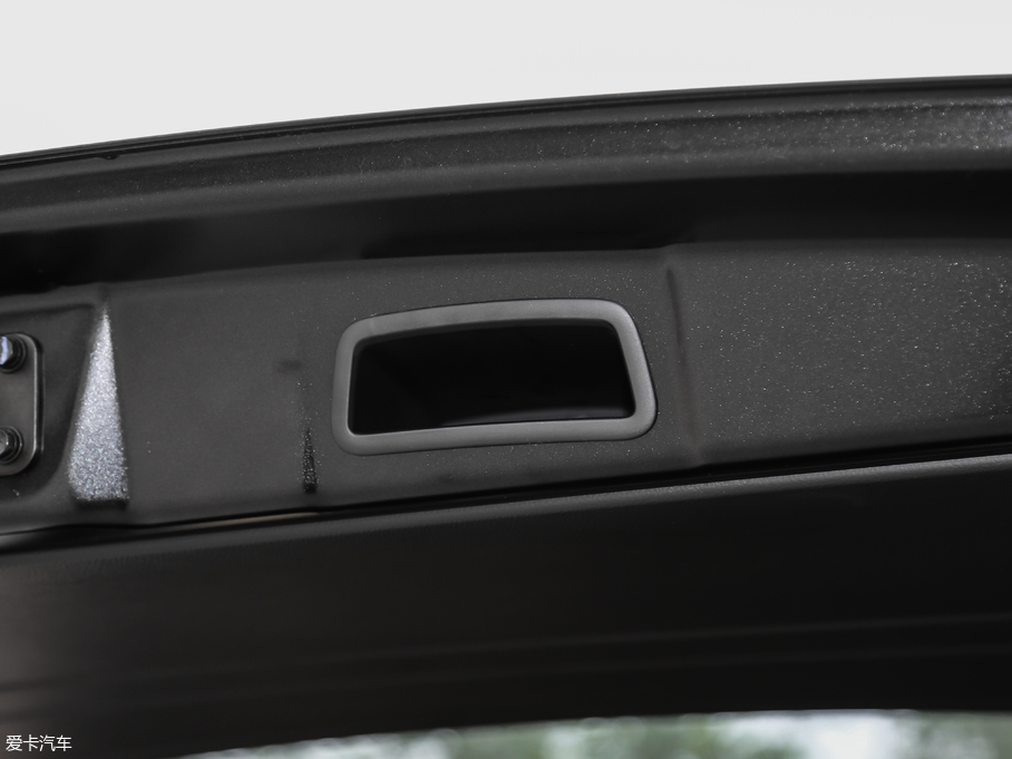 2018LM3 ˼Ұ 2.0L քӺA