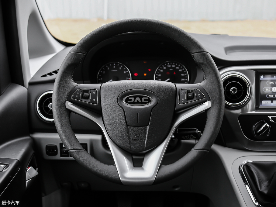 2018LM3 ˼Ұ 2.0L քӺA