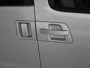 2018˼Ұ 2.0L քӺA {T