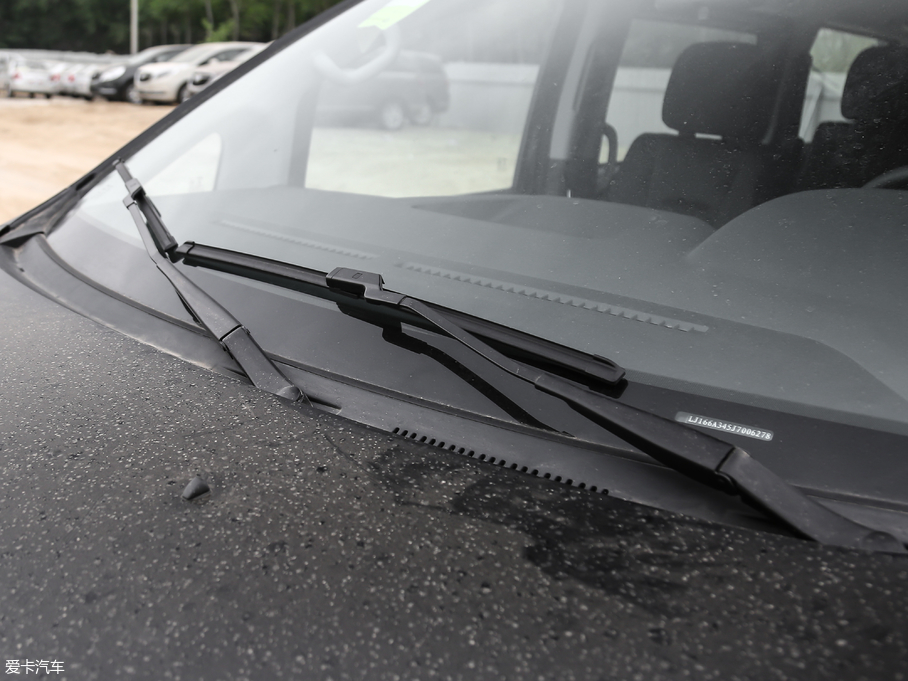 2018L(fng)M4 ̄(w) 1.5T քӺA