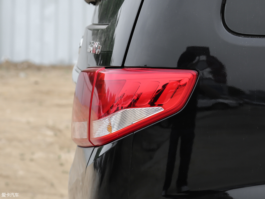 2018LM4 ̄հ 1.5T քӺA