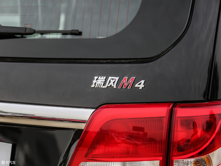 2018LM4 ̄հ 1.5T քӺA