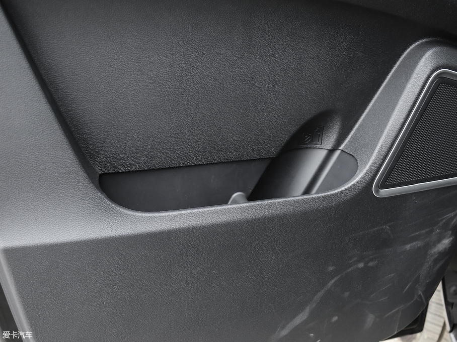 2018LM4 ̄հ 1.5T քӺA