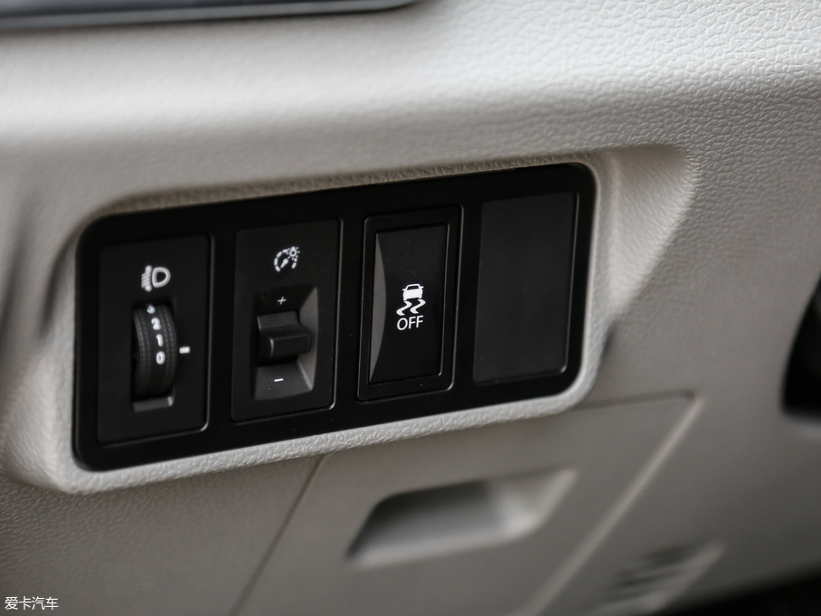 2018LM4 ̄հ 1.5T քӺA