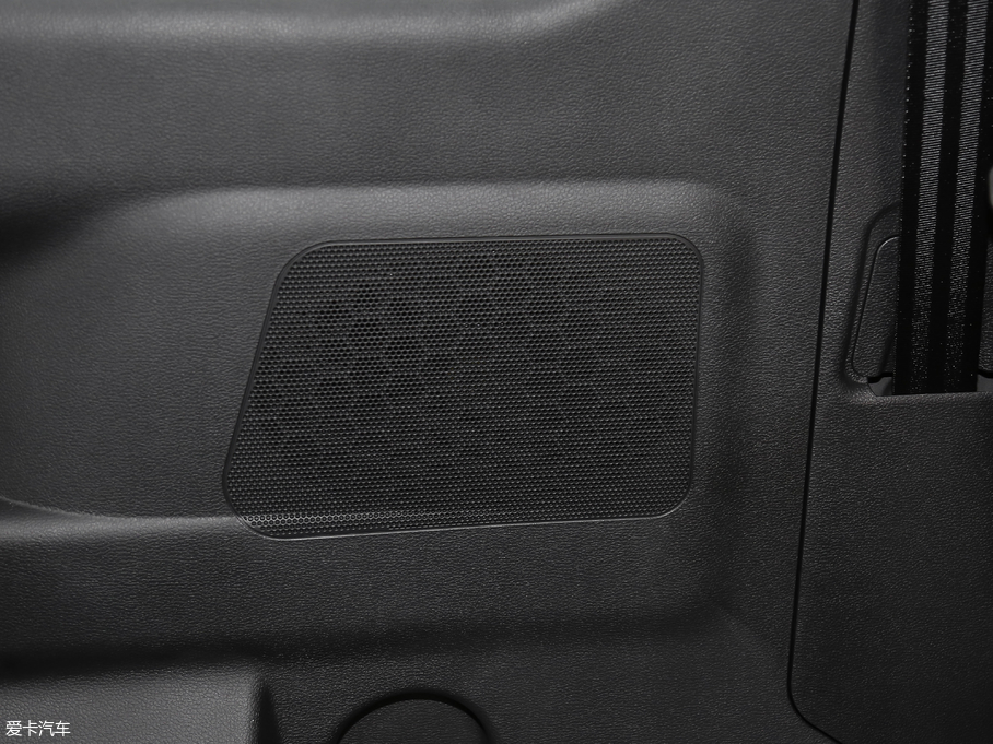 2018LM4 ̄հ 1.5T քӺA