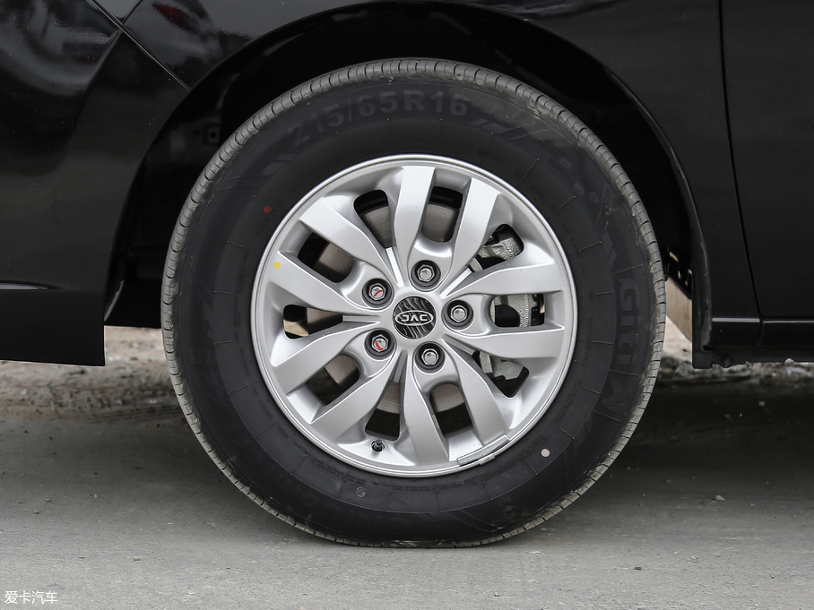 2018LM4 ̄հ 1.5T քӺA