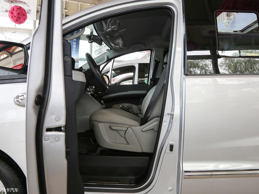 2018L(fng)M4 2.0L ք(dng)\(yn)