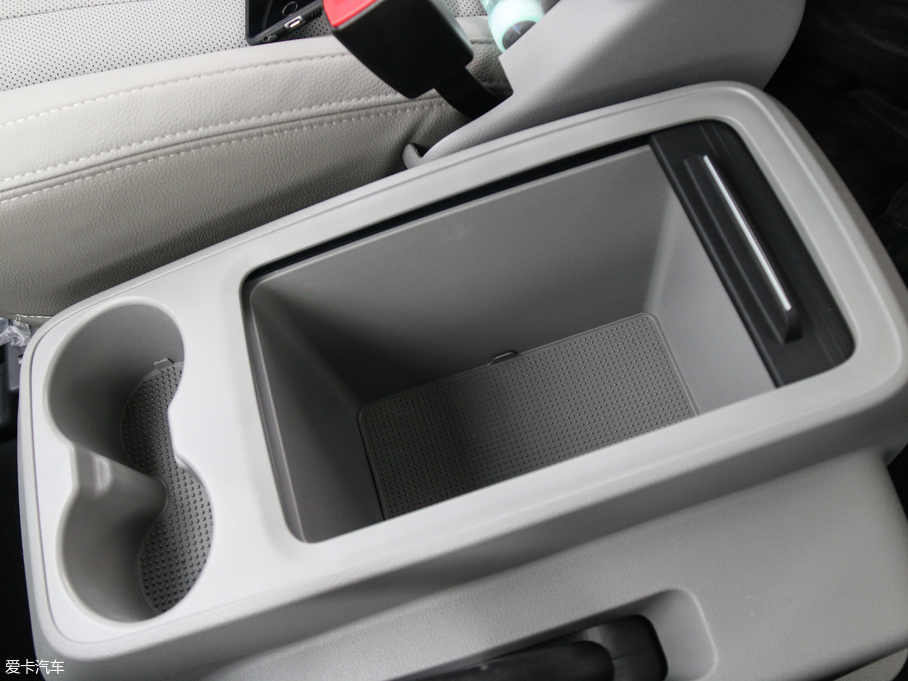 2018L(fng)M4 2.0T DCT